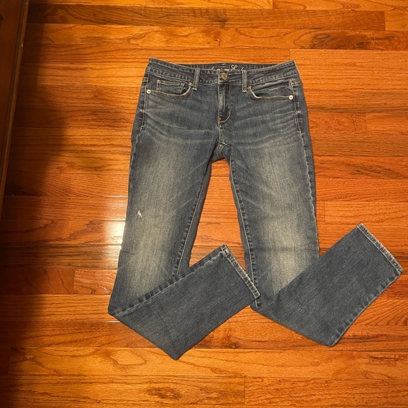 American Eagle Skinny Jeans Size 6 - Picture 1 of 5